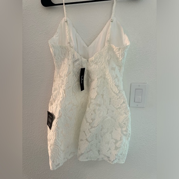 LULU’S Moonlight Moments White Floral Jacquard Backless Mini Dress NWT - Picture 6 of 12